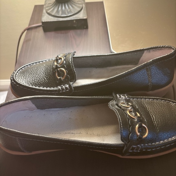 Black Leather Loafers with Gold Accents - Picture 3 of 4